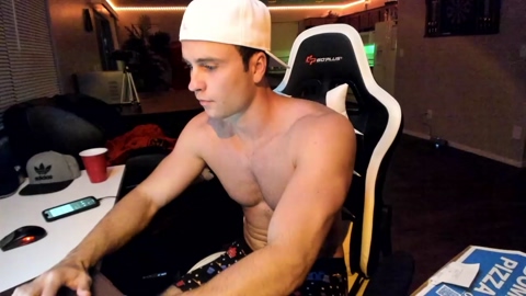 damn_whos_that  24-08-2022